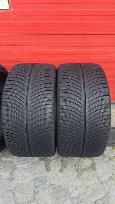 Зимни гуми 265 40 20 2бр и 295 35 20 2бр Michelin