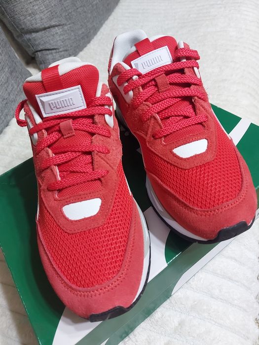 Adidasi Puma originali.