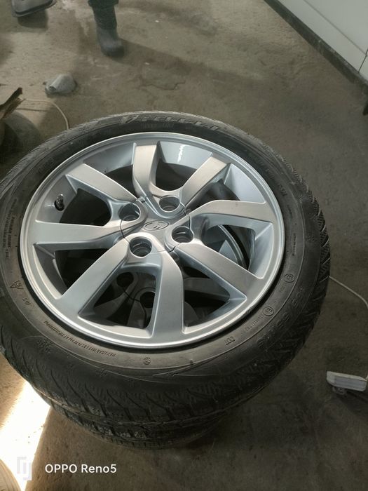 Продам диски с резиной