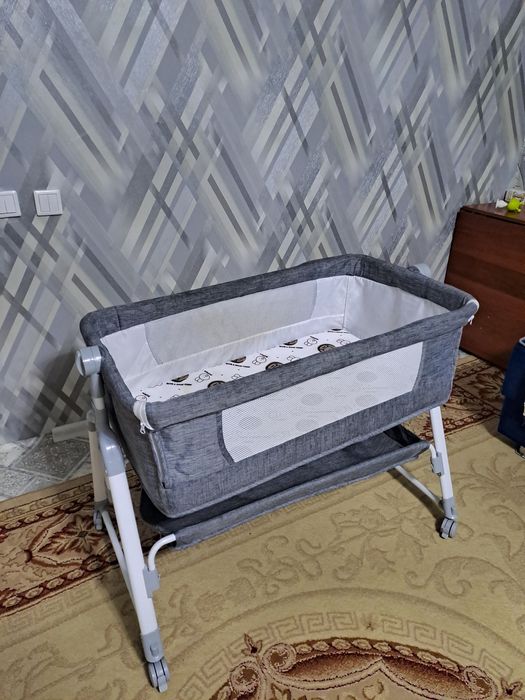 Продам манеж кровать