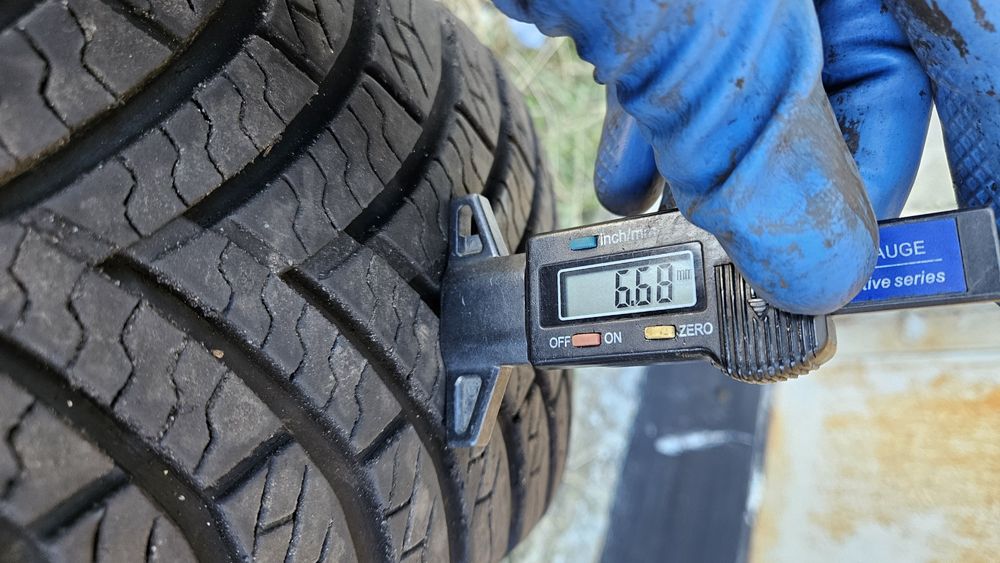 2бр гуми 195 65 15 дот 22