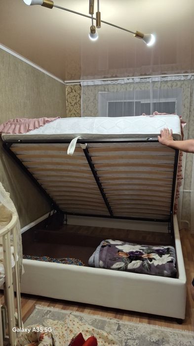 Продам кровать 360000 тенге