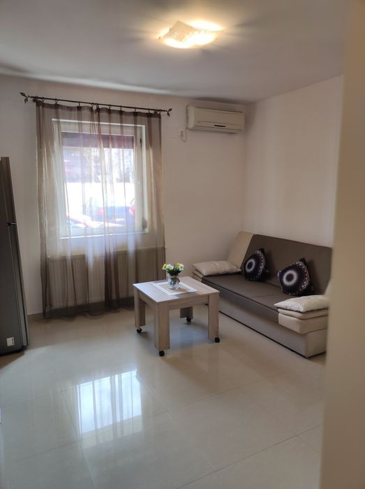 Ap 2 camere de închiriat zona Militari Proprietar