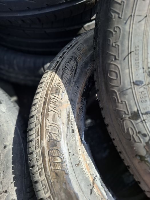 Vand 2 sau 4 anvelope 195  60 15 dunlop vara bune