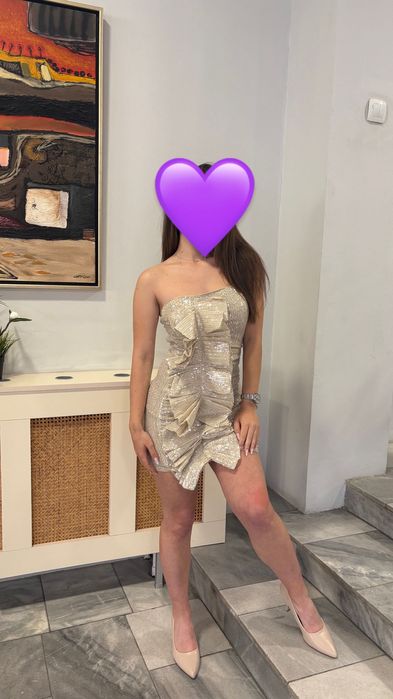 Официална бежова рокля