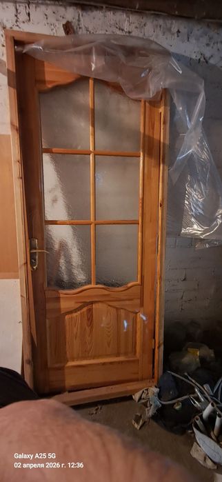 Продам дверь б/у,