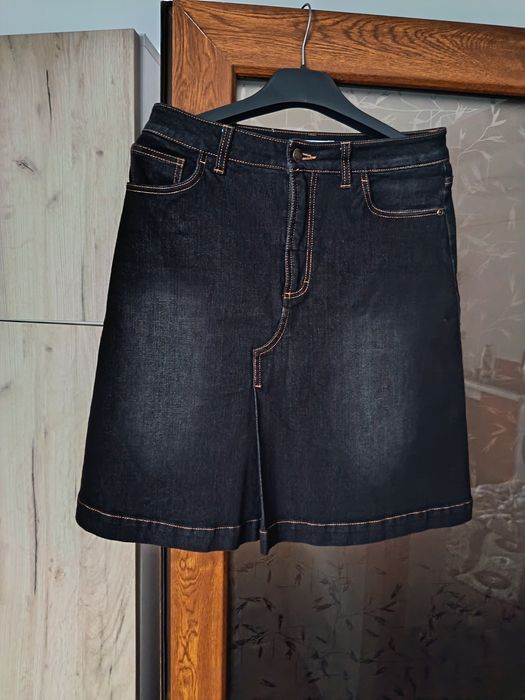 Fustă din denim mărimea 38.