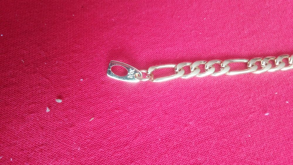 Гривни.         .