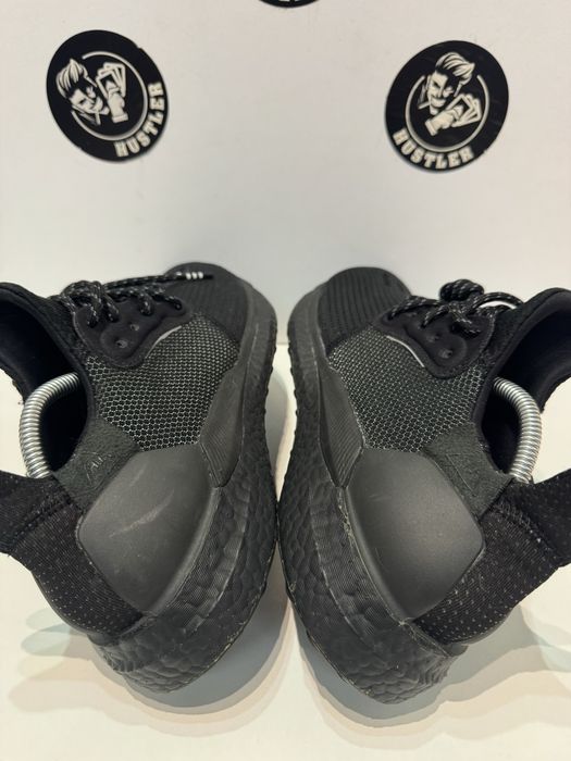 Маратонки ADIDAS Boost PHARRELL WILLIAMS . Номер 42.5