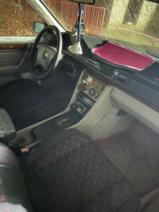 Мерседес 124 ешки 1990 жылы