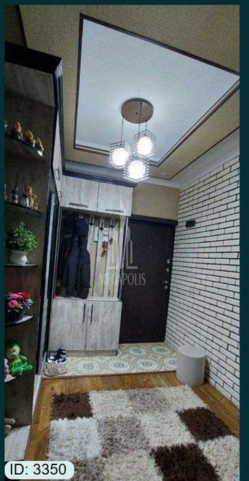 sharq 1 aeraport tarafda 3 xona tayyor kvartira sotiladi №3350