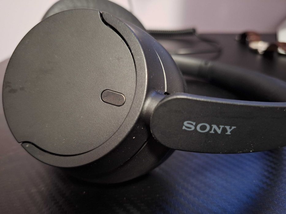 Безжични слушалки Sony WH-CH720N