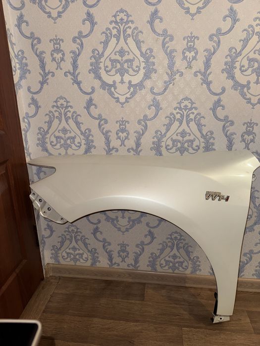 Toyota 55,ке крыло сатылады