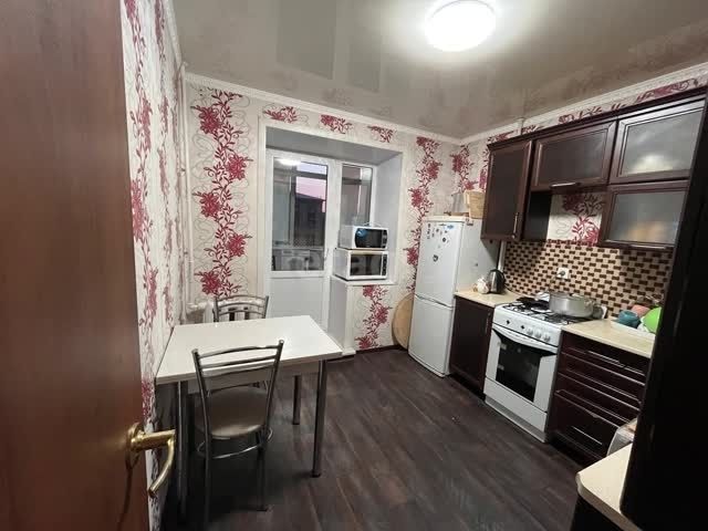 Продается двухкомнатная квартира