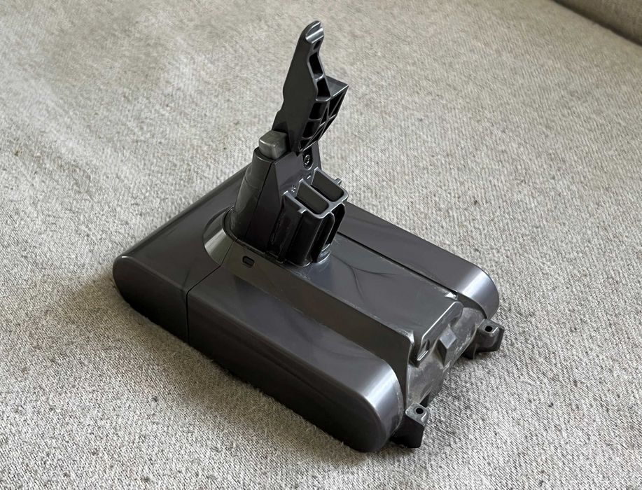 Baterie acumulator pentru Dyson V7 - bun - probat