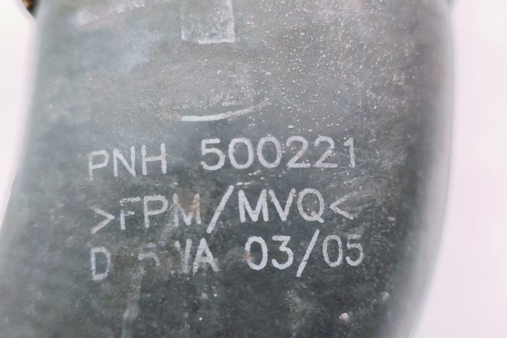 Furtun Intercooler PNH500221 Land Rover Discovery a 3-a generatie