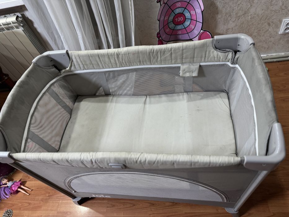 Детский манеж-кроватка