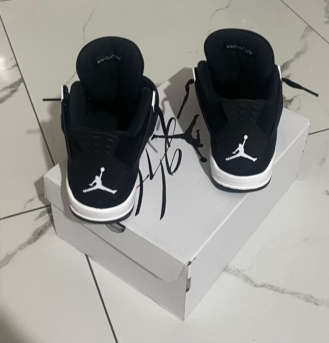 Jordan 4 Retro White Thunder gs