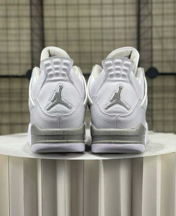 Nike Air Jordan 4 Retro "White Oreo"