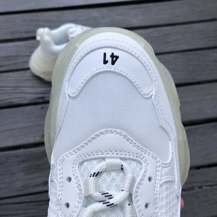 Balenciaga Triple S - White/Cream/Beige