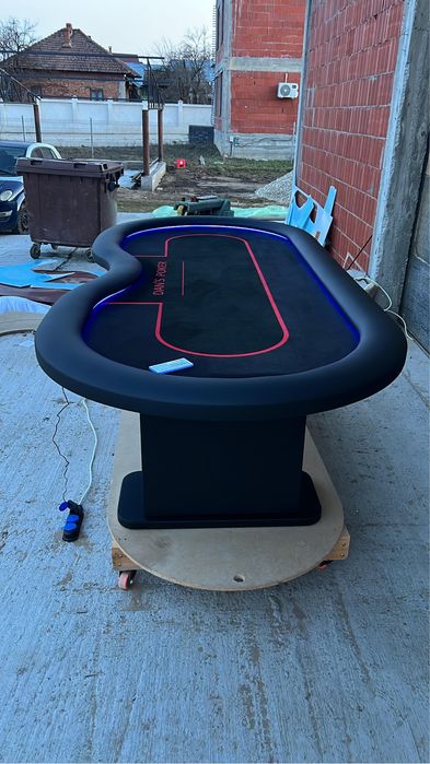 Masa poker la comanda CustomTables.eu modele stoc mese poker scaune