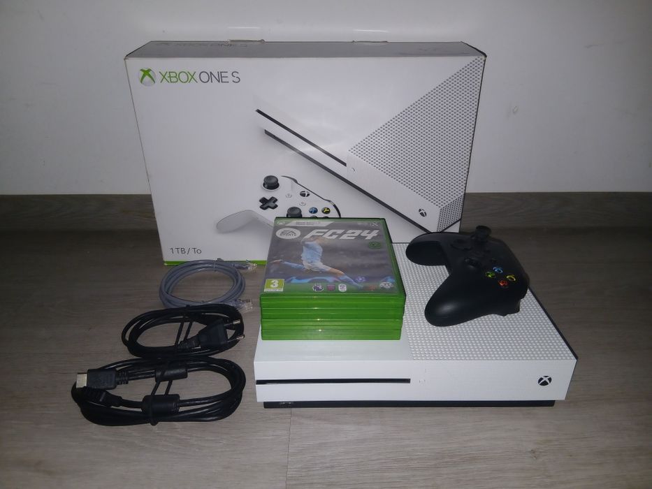 Consolă Microsoft Xbox One S 1 TB Full Box