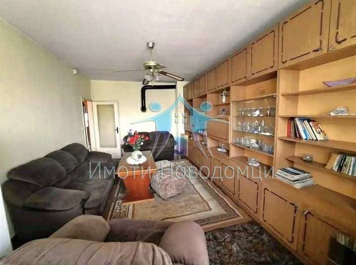 Продава се многостаен апартамент, в централна градска част в гр.Шумен