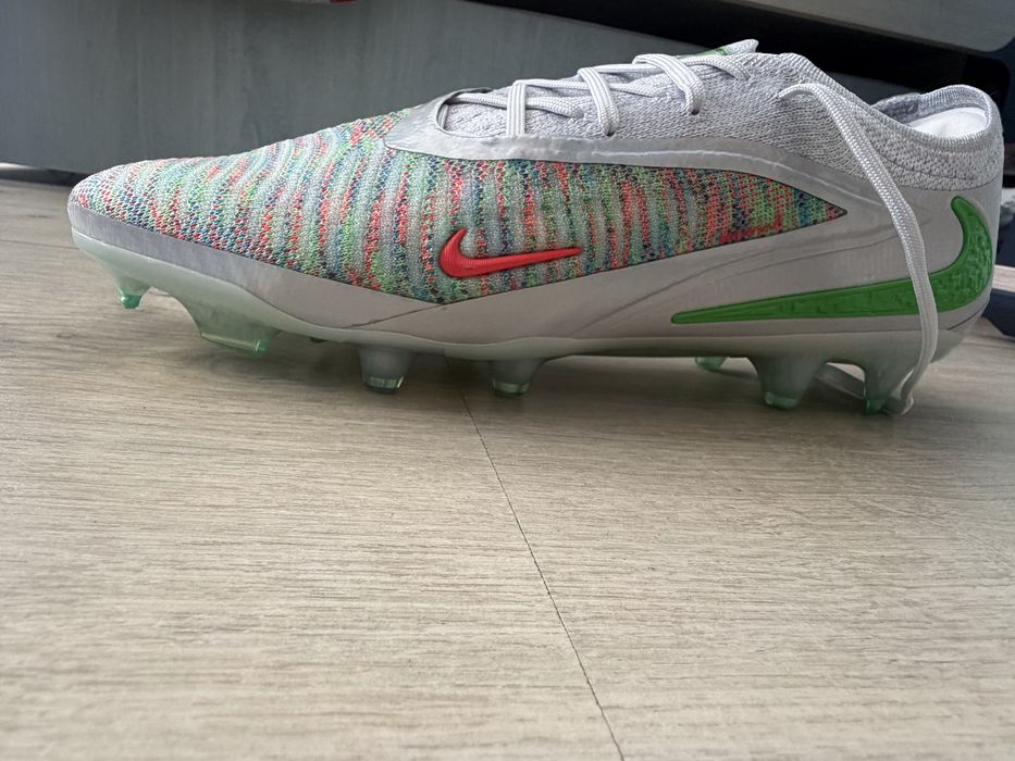 Футболни обувки NIKE PHANTOM 6 LOW ELITE
