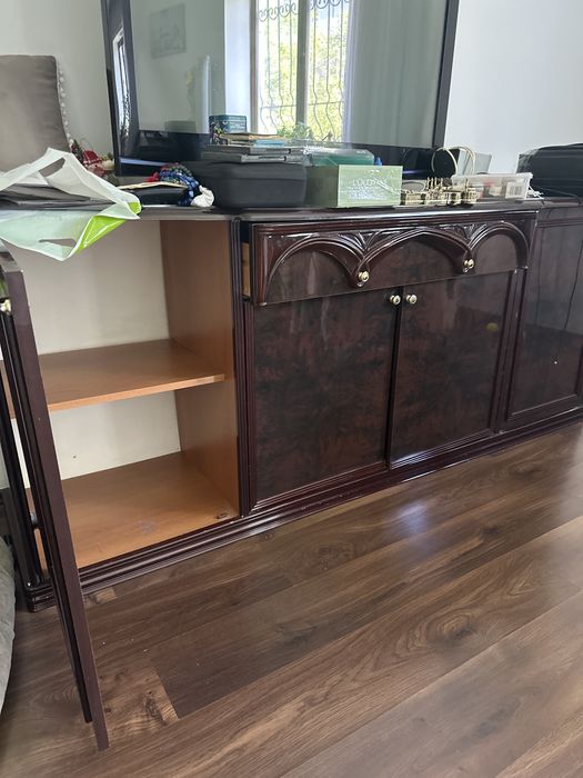 Сервант. И шкаф.