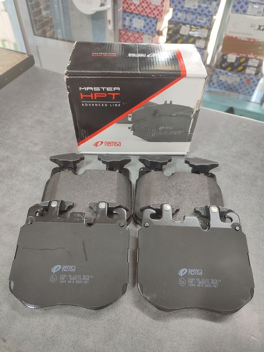 Колодки тормозные BMW G11 G12