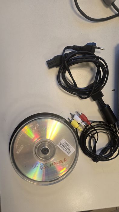 Playstation 1 modata cu chip si jocuri