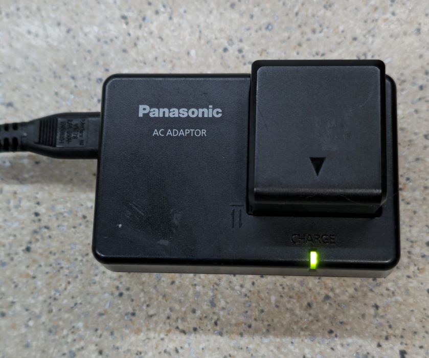 Cameră video Panasonic SDR-H40