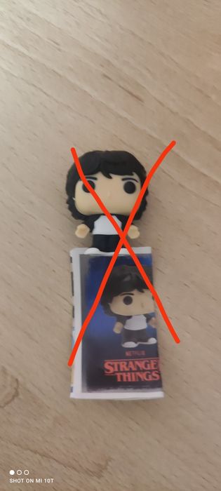 Играчки Kinder joy STRANGER THINGS