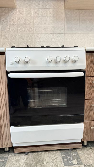 Продам кухню б/у и плиту