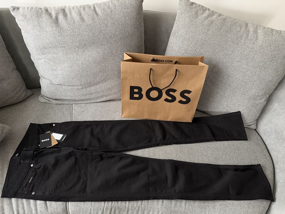 оригинални дънки BOSS размер 29/34