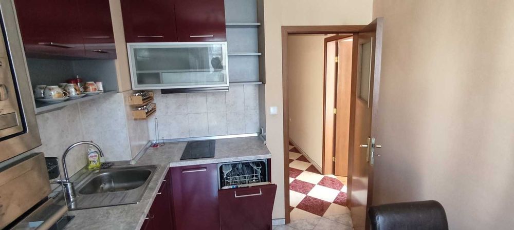 Дава се под наем Двустаен апартамент в София, Красно село - 64 кв.м за 459 € - Снимка #1