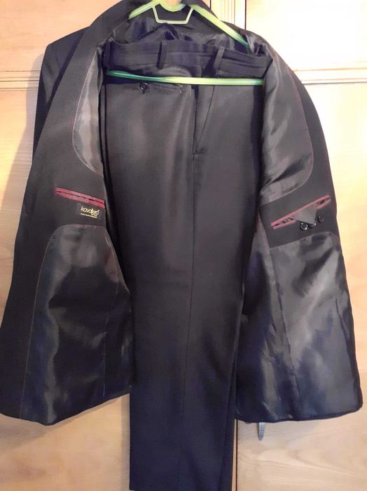 Costum barbatesc