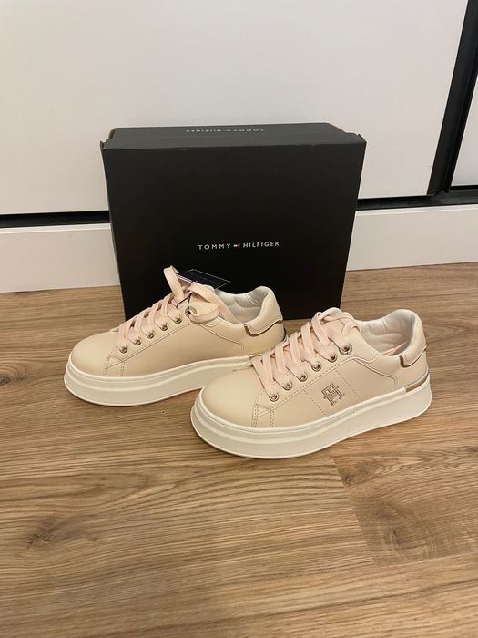 Adidasi originali Tommy Hilfiger