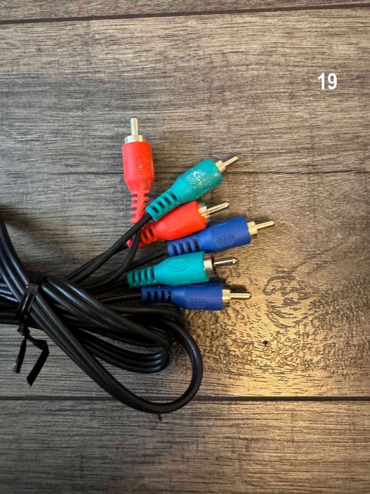 Продавам кабели по 1 евро