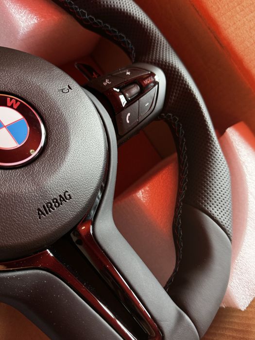 Volan M Tesit - Padele - Cusaturi ///M Bmw Seria 1/2/3/4 X6 F16