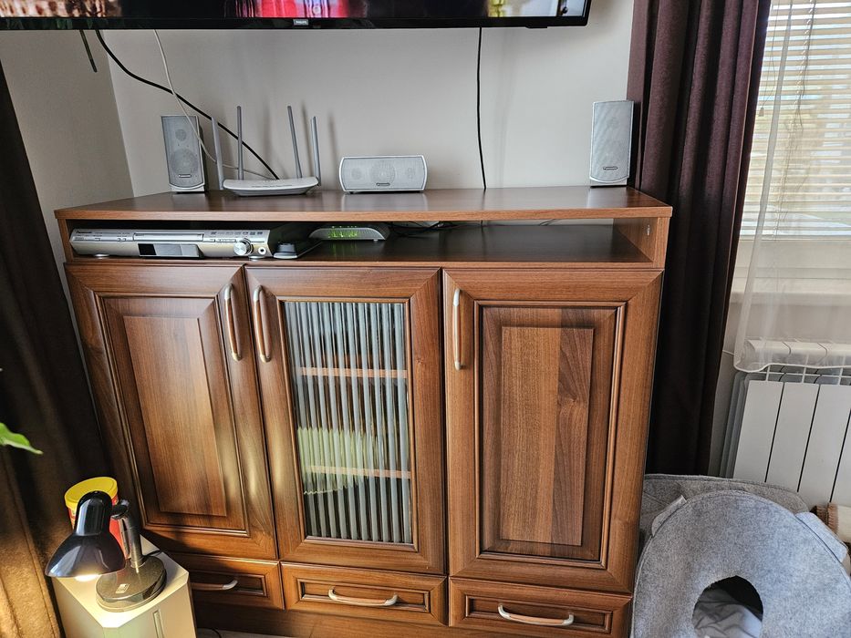 Шкафове за всекидневна  3 броя .