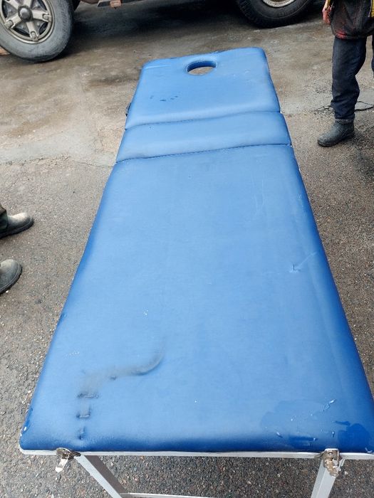 Масажный столик бу