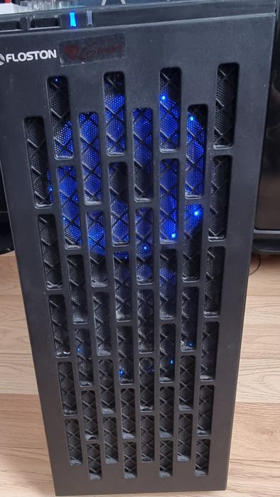 Pc gaming+Monitor+ tastatura + mouse