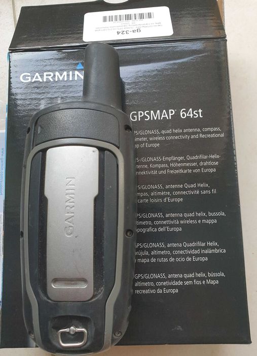 Туристическа навигация GARMIN 64st - пълен комплект