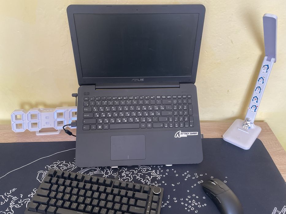 Ноутбук ASUS x555l