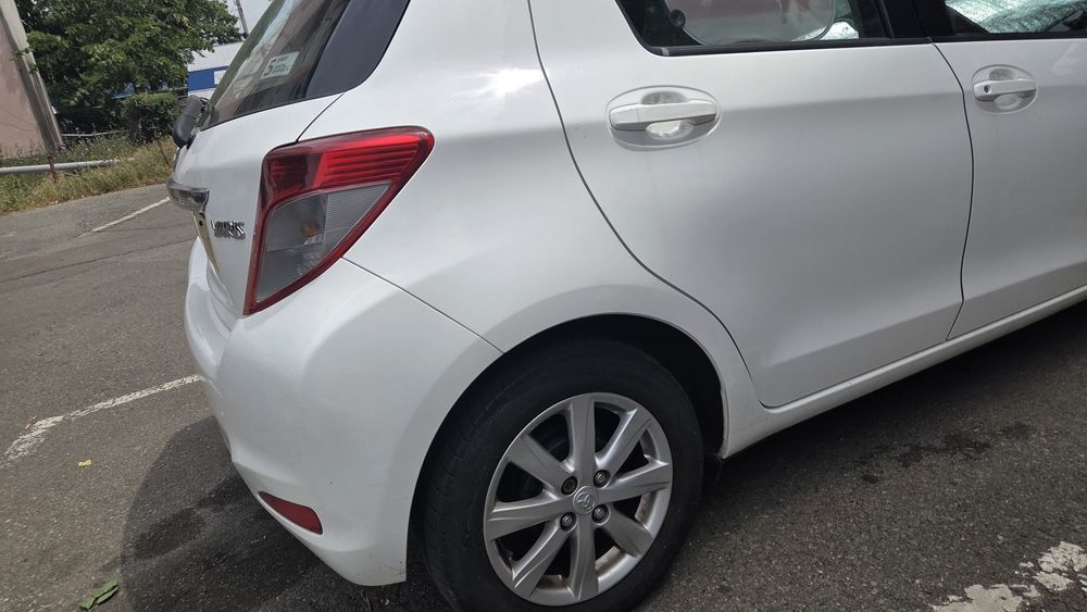 Toyota yaris 2013