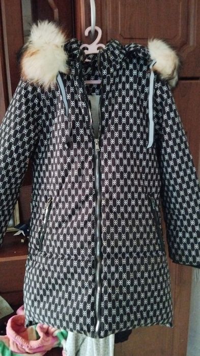 Продам куртку...