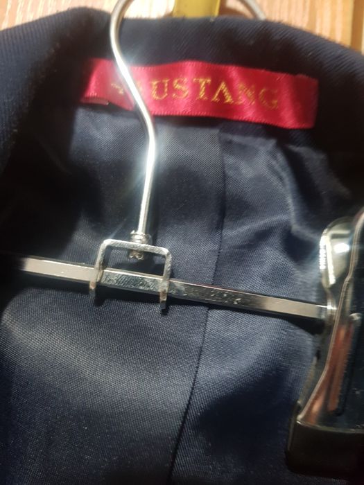 Продам школьную форму