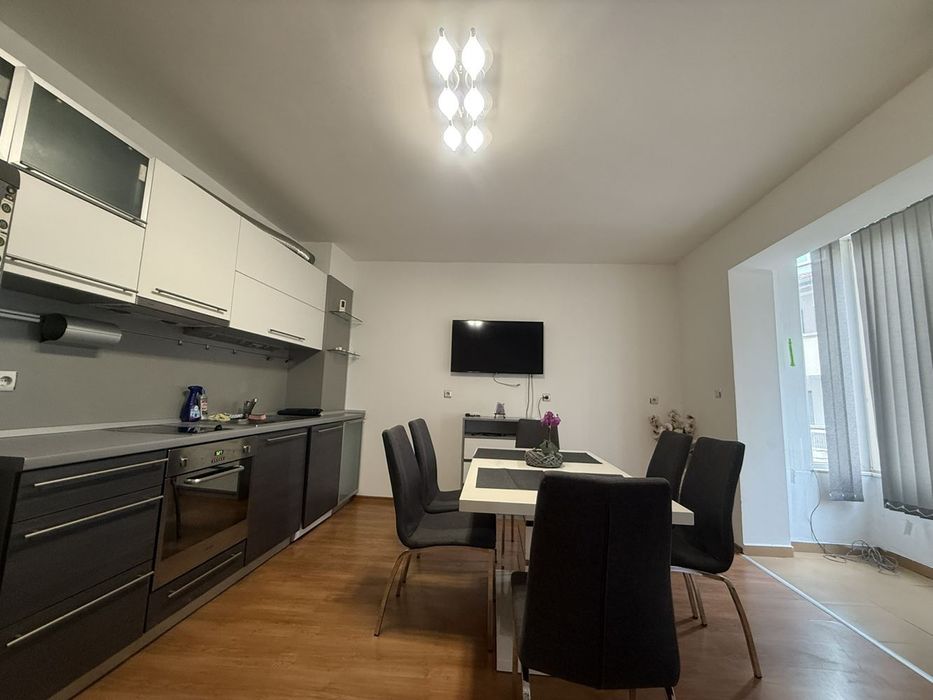 3-стаен в Плевен-Широк център площ 67 цена 159000