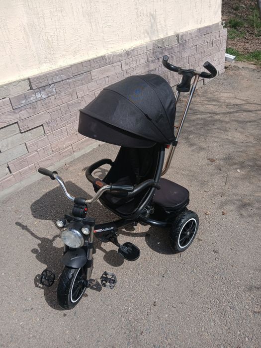 Детский трехколесный велосипед